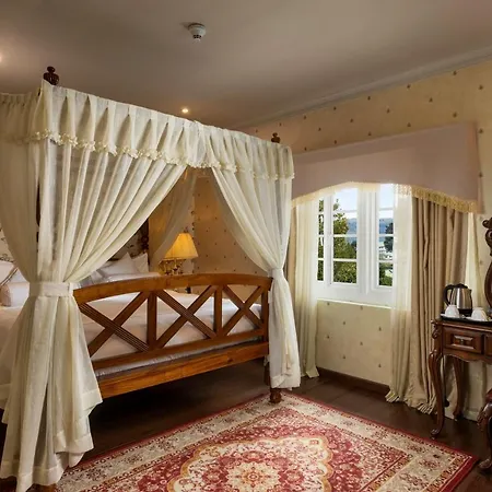 The Westbury Palace Nuwara Eliya Extérieur photo