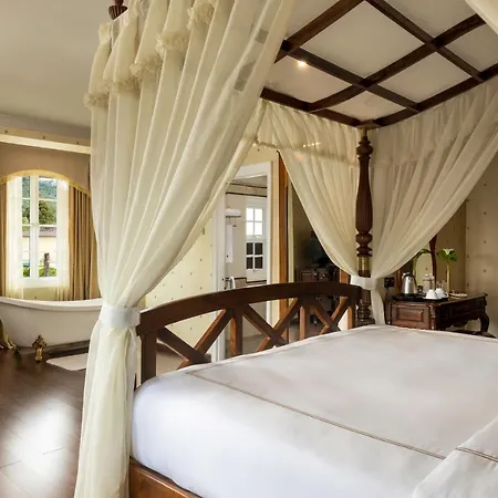 The Westbury Palace Nuwara Eliya Extérieur photo