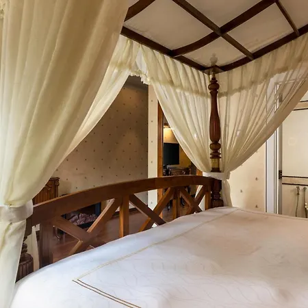 The Westbury Palace Nuwara Eliya Extérieur photo