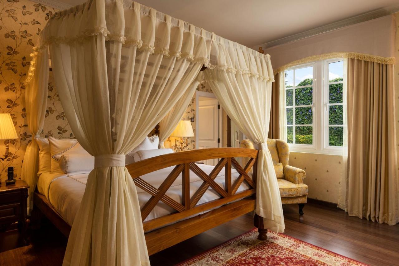 The Westbury Palace 5* Nuwara Eliya
