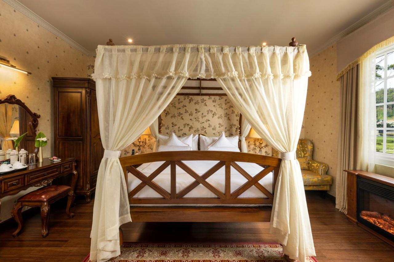 Hotel The Westbury Palace