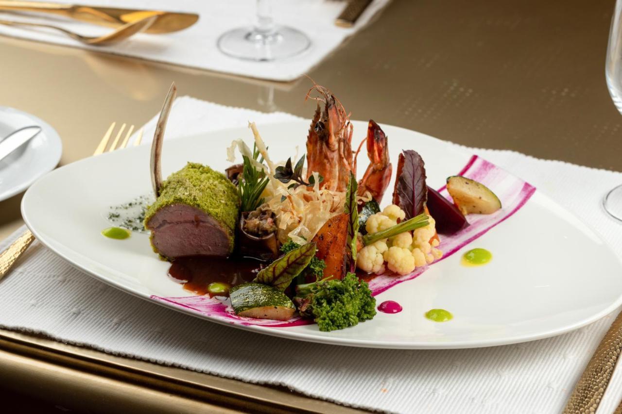 The Westbury Palace Hotel 5*