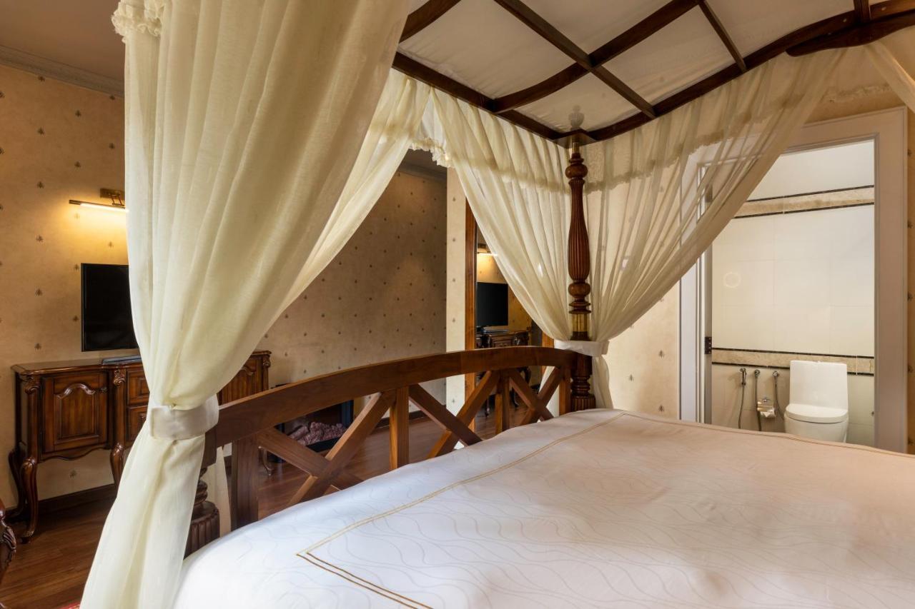 Hotel The Westbury Palace Nuwara Eliya